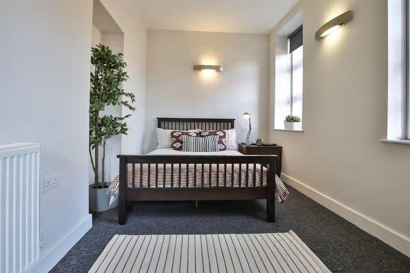 Classic Smaller 1-Bed Apartment